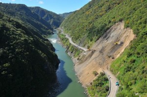 Manawatu%20Gorge%20Slip(2)_JPG_jpg