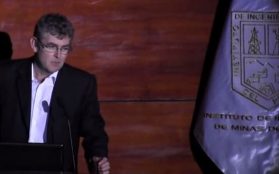 Andrew Watson presents mine closure case study to packed house in Peru